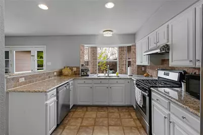 10330 Castle Drive, Frisco, TX 75035 - Photo 14