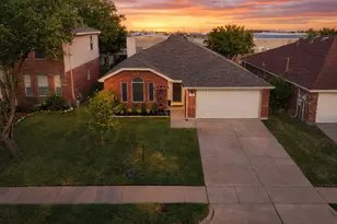 11820 Gold Creek Dr E, Fort Worth, TX 76244 - Photo 2