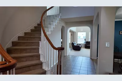 421 Roundrock Lane, Fort Worth, TX 76140 - Photo 12