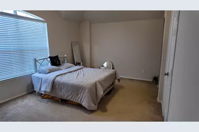 421 Roundrock Lane, Fort Worth, TX 76140 - Photo 38