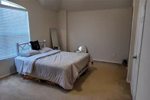 421 Roundrock Ln, Fort Worth, TX 76140 - Photo 38