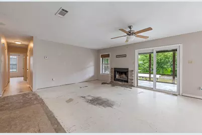 4013 Cherokee Court, Granbury, TX 76048 - Photo 8