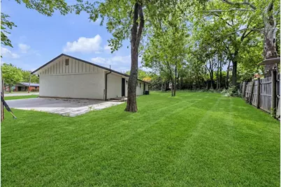 6401 Loydhill Lane, Fort Worth, TX 76135 - Photo 30