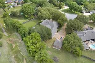 1020 Crystal Ln, Crowley, TX 76036 - Photo 18