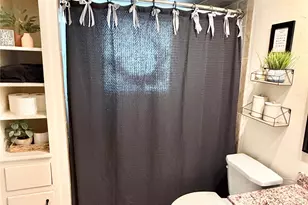 806 Glen Key St, Denison, TX 75020 - Photo 18