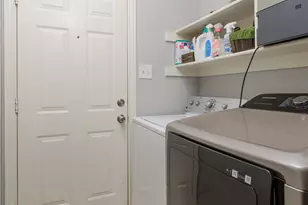 8643 Brittania Ct, Dallas, TX 75243 - Photo 26