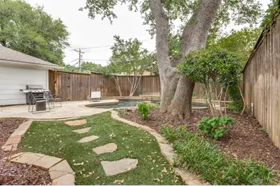 5322 W Mockingbird Lane, Dallas, TX 75209 - Photo 24