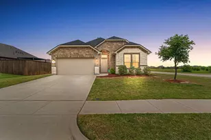 1443 Fox Hollow Rd, Krum, TX 76249 - Photo 1