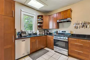 218 N Rosemont Ave, Dallas, TX 75208 - Photo 12