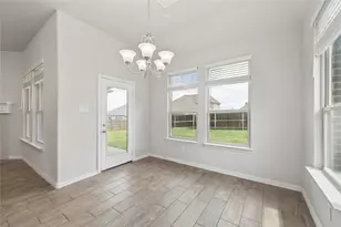 535 Hillcrest Cir, Justin, TX 76247 - Photo 10