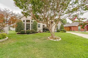 3312 Rivermoor Ct, Fort Worth, TX 76116 - Photo 2