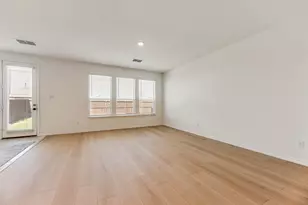 977 Adair Dr, Aubrey, TX 76227 - Photo 4