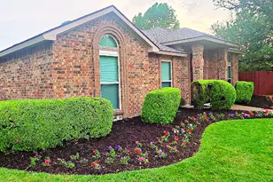 7124 Don Gomez Ln, Garland, TX 75043 - Photo 1