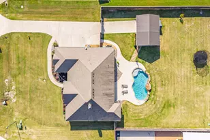 2824 Mallard Dr, Greenville, TX 75402 - Photo 2