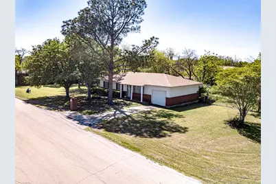 913 N Walnut Street, Roanoke, TX 76262 - Photo 10