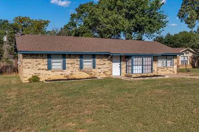 212 Mountain View Drive, Azle, TX 76020 - Photo 4
