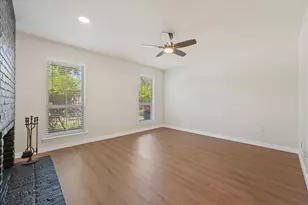7510 Holly Hill Dr, Dallas, TX 75231 - Photo 16