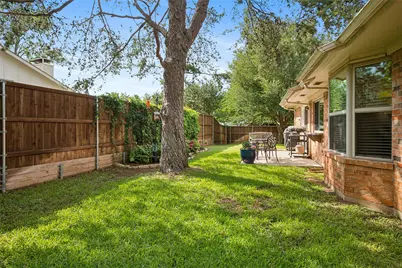 705 Walnut Drive, Lewisville, TX 75067 - Photo 30