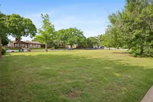 705 Walnut Dr, Lewisville, TX 75067 - Photo 38