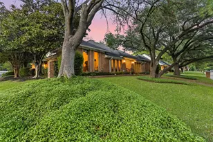 9401 Shady Valley Dr, Dallas, TX 75238 - Photo 2