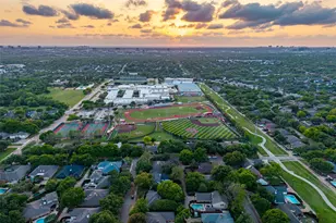 9401 Shady Valley Dr, Dallas, TX 75238 - Photo 6