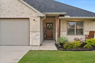 103 Randal Row, Corsicana, TX 75110 - Photo 2