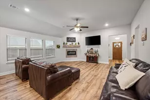 103 Randal Row, Corsicana, TX 75110 - Photo 6