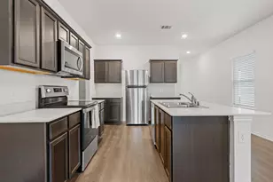 1041 Old Oaks Dr, Forney, TX 75126 - Photo 4