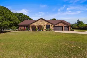 17909 Terrace Dr, Kemp, TX 75143 - Photo 1