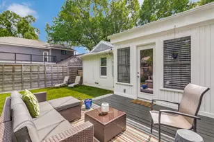 824 Kirkwood Dr, Dallas, TX 75218 - Photo 26