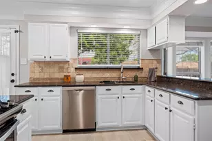 8016 Crazy Horse Ln, Fort Worth, TX 76137 - Photo 6