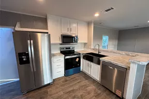 2225 Woodview Trail, Granbury, TX 76048 - Photo 2