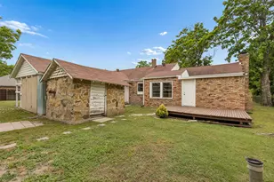 10609 Seagoville Rd, Dallas, TX 75217 - Photo 40