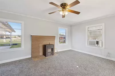 10609 Seagoville Road, Dallas, TX 75217 - Photo 20