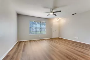 13842 Methuen Green Ln, Dallas, TX 75240 - Photo 18