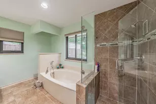 7525 Woodhaven Dr, North Richland Hills, TX 76182 - Photo 14
