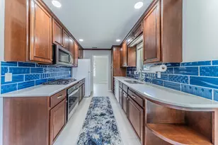 2422 Greenwood Dr, Grand Prairie, TX 75050 - Photo 6