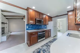 2422 Greenwood Dr, Grand Prairie, TX 75050 - Photo 8