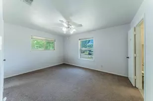 2422 Greenwood Dr, Grand Prairie, TX 75050 - Photo 16