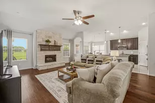 1021 Morningside Dr, Burleson, TX 76028 - Photo 4