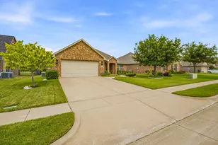 1021 Morningside Dr, Burleson, TX 76028 - Photo 38