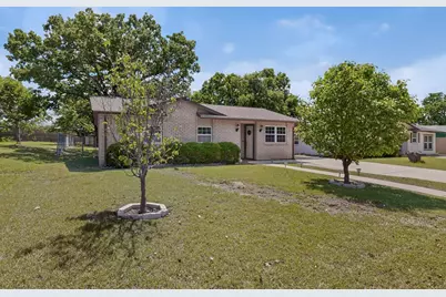 1414 Briarwood Drive, Mesquite, TX 75149 - Photo 2