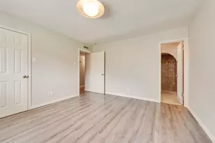 936 Mossvine Dr, Plano, TX 75023 - Photo 16