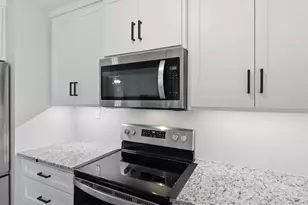 636 E Eubank St, Mabank, TX 75147 - Photo 10