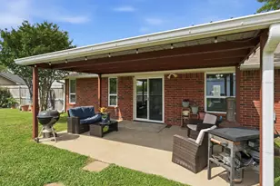 636 E Eubank St, Mabank, TX 75147 - Photo 26