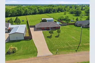 636 E Eubank Street, Mabank, TX 75147 - Photo 26