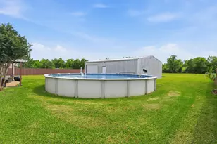 636 E Eubank St, Mabank, TX 75147 - Photo 24