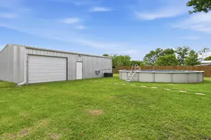 636 E Eubank St, Mabank, TX 75147 - Photo 30
