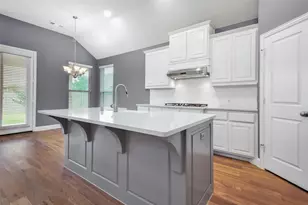 1117 9th St, Argyle, TX 76226 - Photo 8