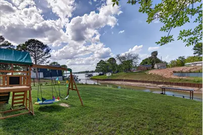 245 Autumn Wood Trail, Gun Barrel City, TX 75156 - Photo 36